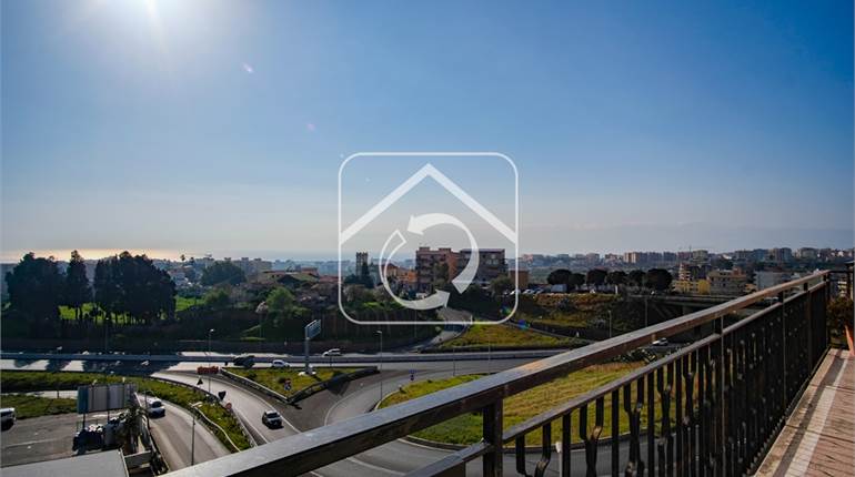 Trilocale con veranda esclusiva Rif.V142/20